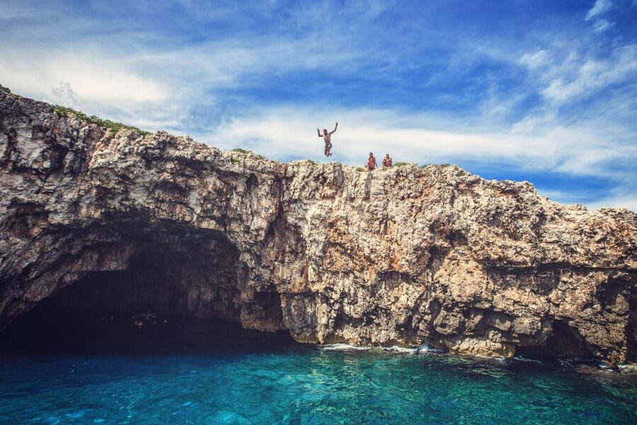 Heraklion: Dia Island Morning Sailing Trip with Snorkeling - Return to Heraklion: One Last Fortress Glimpse