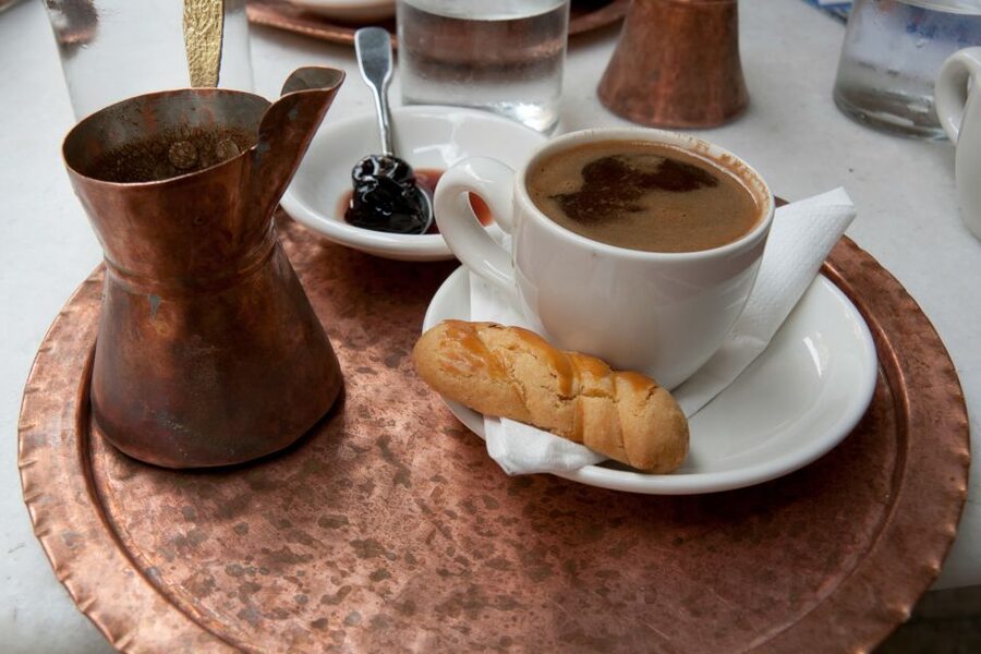 Heraklion: Food Tastings Walking Tour - Market time: meet vendors and learn what you’re actually tasting