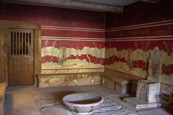 Heraklion Highlights: Knossos, Museum & Historic City Drive - Stop 1: Venetian Walls and Nikos Kazantzakis Tomb, the best first views