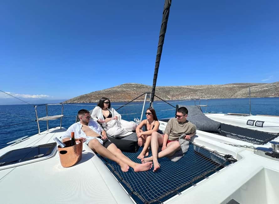 Heraklion Luxury Catamaran Dia Isla -Gourmet Lunch Top Rated - Who this cruise suits best