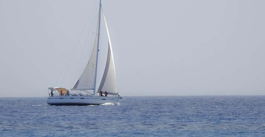Heraklion: Sailing Cruise to Dia Island with Drinks and Meal - Key points