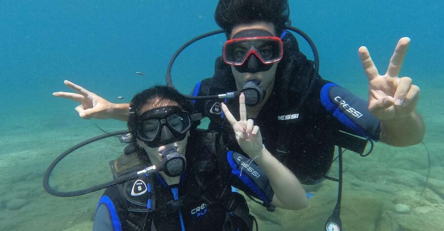 Heraklion: Scuba Diving Experience for Beginners _Beach - Your Day at a Glance: Digital Lesson, Gear Fit, Then Go Under