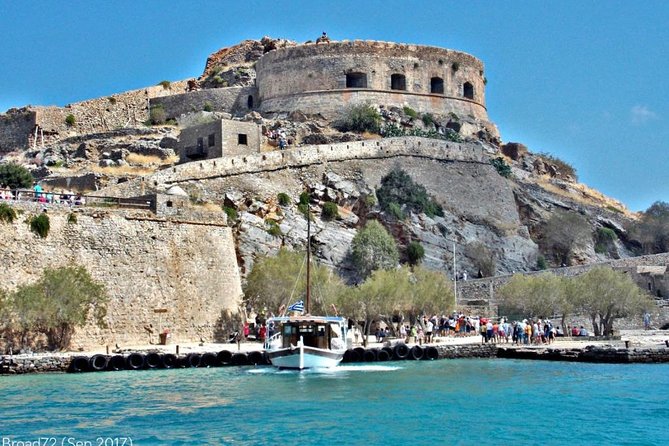 Heraklion : Spinalonga, Agios Nikolaos , Elounda Boat Tour & BBQ - Elounda and Agios Nikolaos: views, coffee breaks, and shop time that actually helps