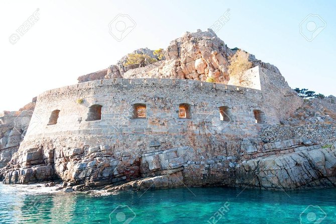 Heraklion : Spinalonga, Agios Nikolaos , Elounda Boat Tour & BBQ - Guides, languages, and why the day can feel different by day
