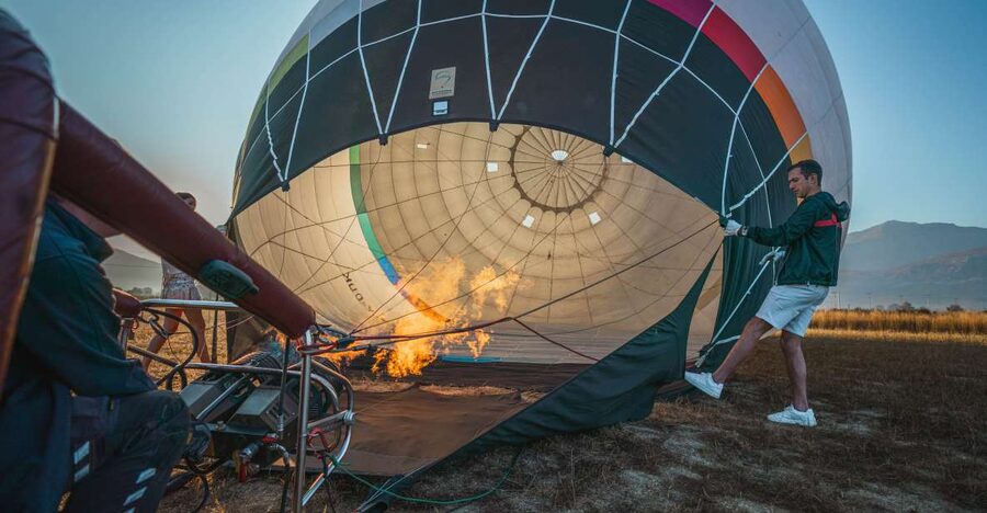 Heraklion: Sunrise Balloon Flight & Sunset Catamaran Cruise - Sunrise Balloon Over Lassithi Plateau: The Morning That Sets the Tone
