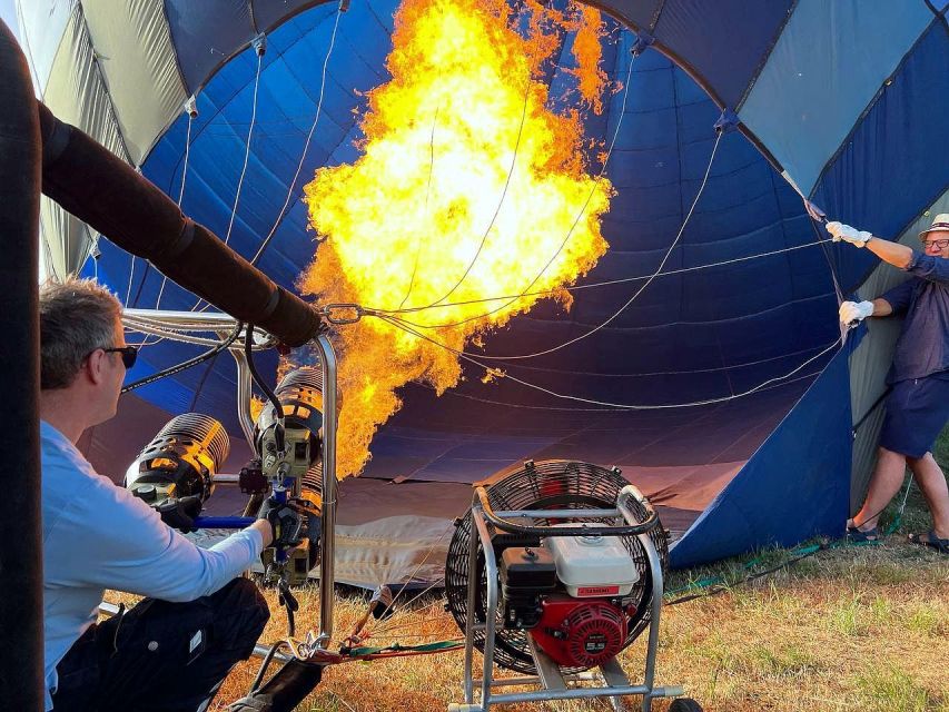 Heraklion: Sunrise Balloon Flight & Sunset Catamaran Cruise - Landing Moments: Breakfast, Sparkling Wine, Certificates, and That Little Gift