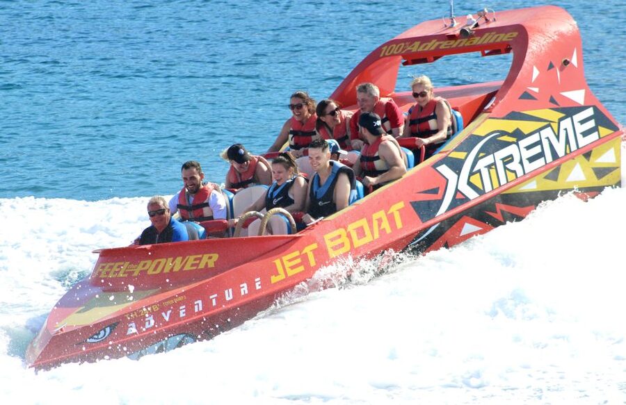 Hersonissos: Jet Boat Tour with Snorkeling - Pickup, van transfer, and getting to the port without stress
