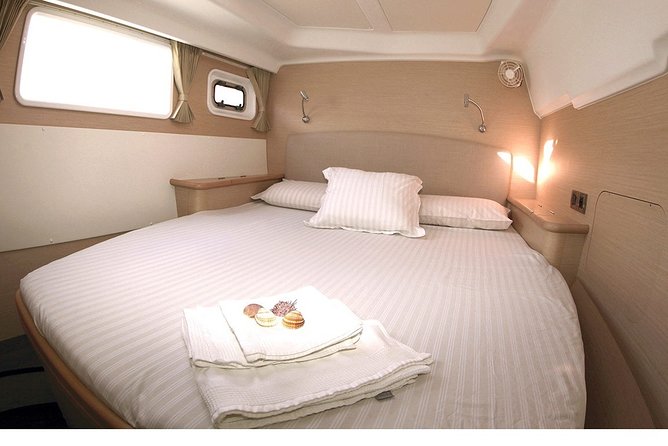 Island Hopping: Santorini Catamaran Charter Cruise with a skipper - What to Pack (So Your Trip Feels Easy)