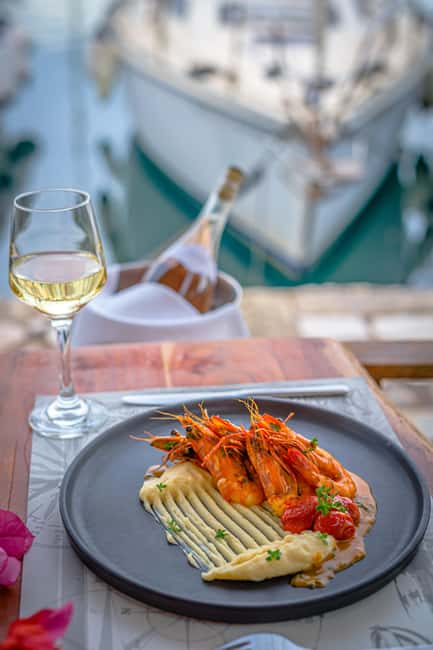 Jazz in the Heart of Corfu: Seaside Sessions at the Marina - Who this Corfu jazz night suits best