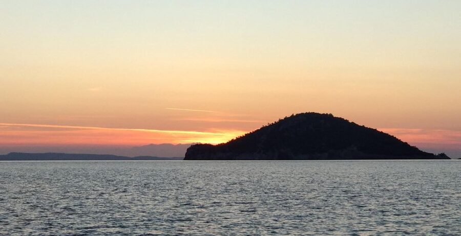 Kassandra: Sunset Sailing Boat Tour of Secluded Coves - Sunset Moment: Dropping Anchor and Watching the Aegean Change Colors