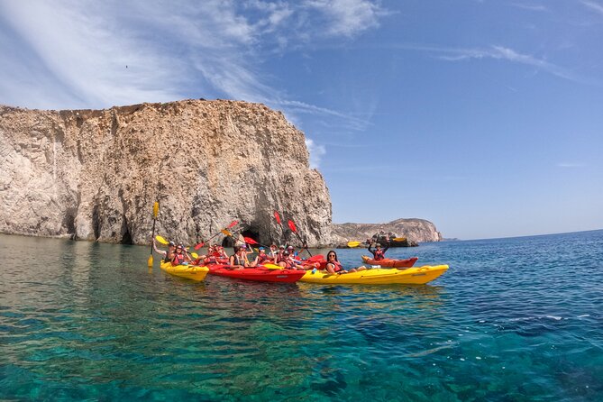Kayaking Tour to the secrets of Milos - Stop 1: Paralia Firiplaka, Kayak Fit and a Quick Safety Run-Through