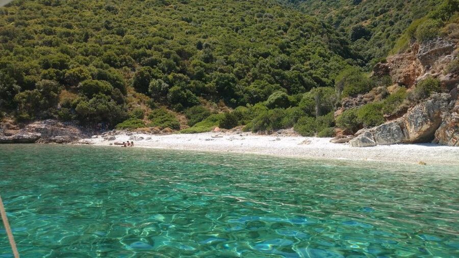 Kefalonia: Ithaca Cruise from Poros Port with Swim Stops - Swimming in Ithaca: a 40-minute saltwater reset