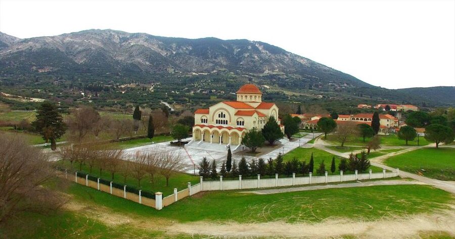 Kefalonia: Wine Tasting, Melissani, Drogarati & Fiscardo - What to Expect With the Timing, Transport, and Crowds