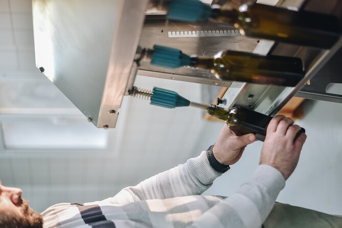 Kleanthi Olive Farm: Guided Tour with Local Delicacies Tasting - Onsite store time: buying bottles without the push