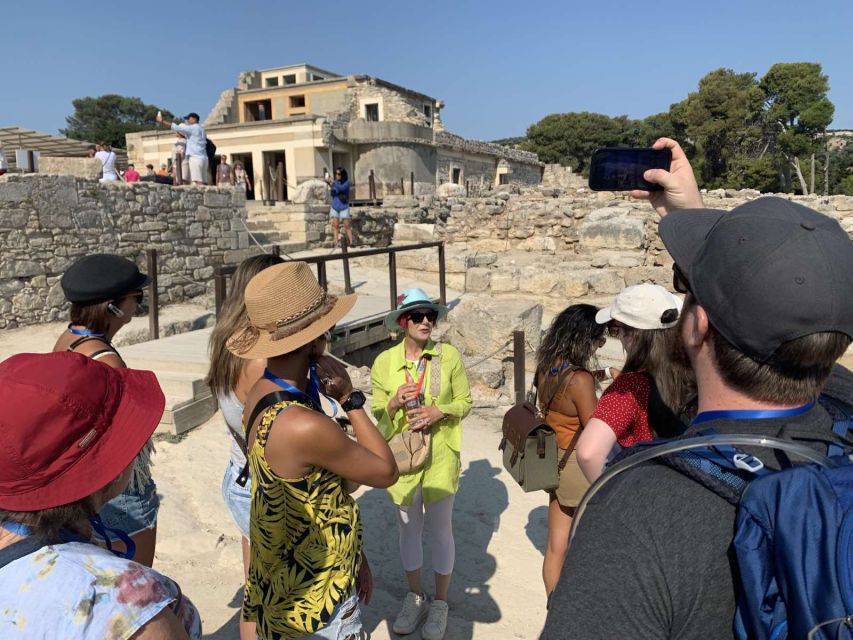 Knossos: Knossos Palace Skip-the-Line Guided Walking Tour - Frescoes, Staircases, Courts, and Why the Layout Matters