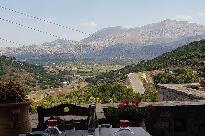 Knossos & lasithi plateau villages,Zeus's cave,&olive oil Mill - Krasi’s platanus tree and stone streets: a short visit with big texture