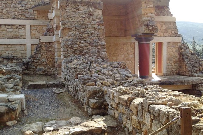 Knossos Palace Guided Walking Tour - The guides: what makes this tour feel different