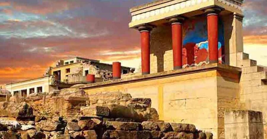 Knossos Palace & Heraklion Full-Day Tour from Chania Area - Heraklion free time: lunch, raki, and a walkable capital
