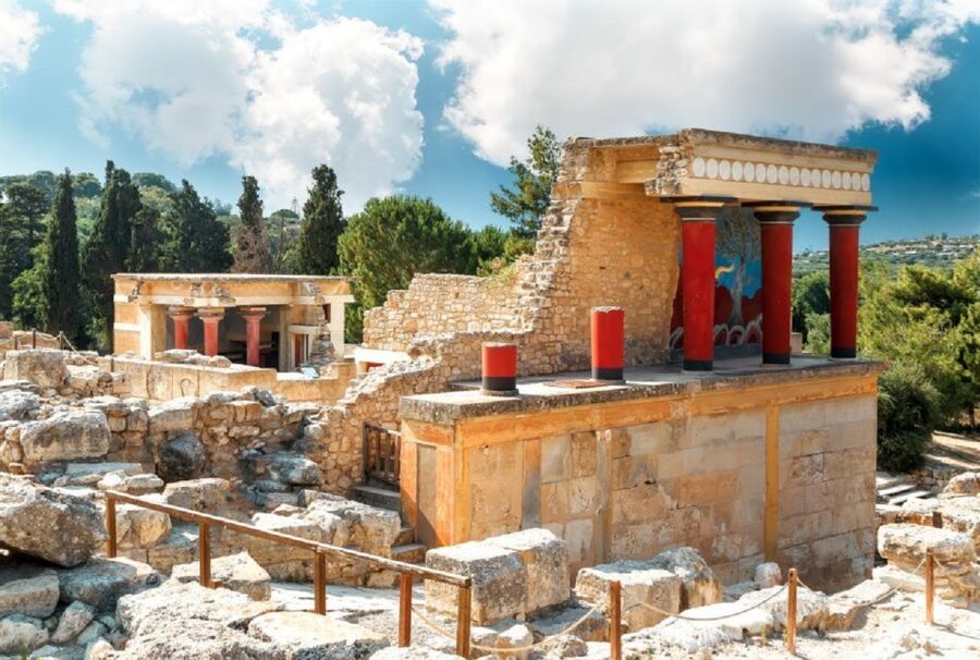 Knossos Palace, Museum & Heraklion City Tour From Chania - From Chania by Coach, Then Straight Into Minoan Time