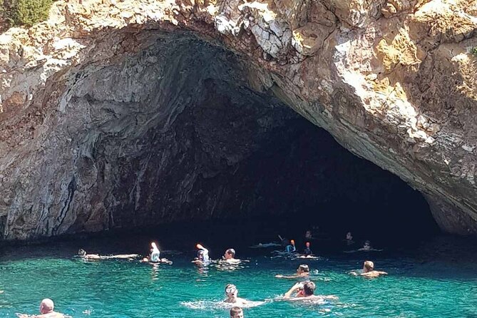 Koufonissia & Rina Cave with BBQ lunch - Ano Koufonissi village time: slow wandering after sea time