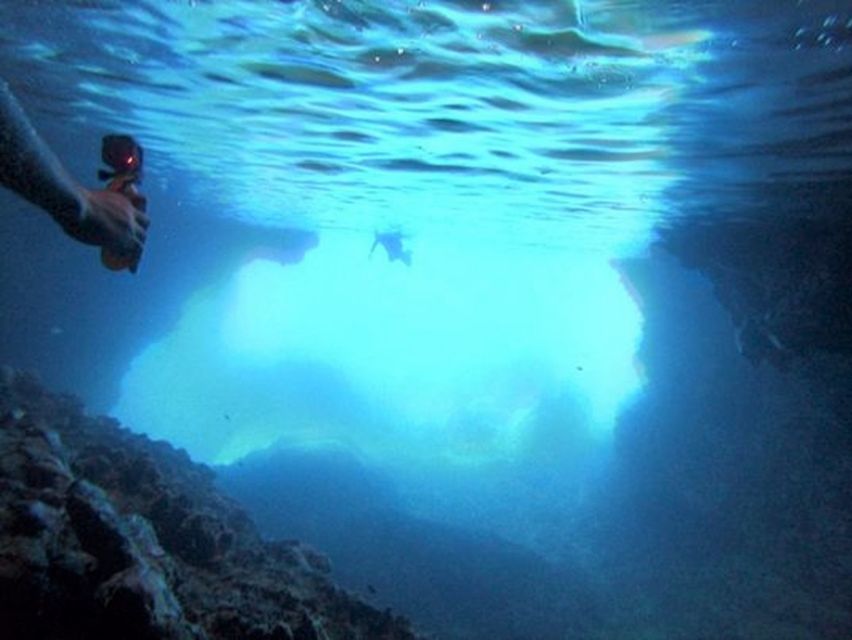Lefkada: Hidden Blue Cave Kayak Trip with Lunch & Fruits - Good for beginners, but bring what you need