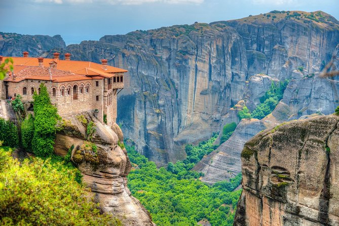 Magical Meteora from Parga - Morning logistics: your early start and Parga-area pickup