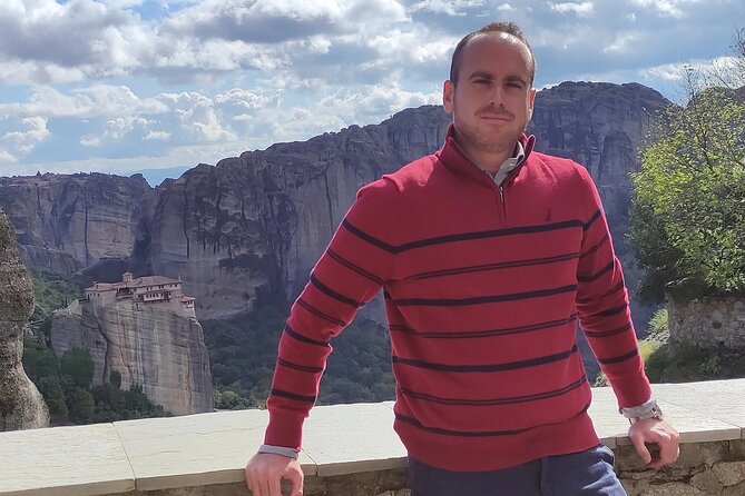 Meteora Experience: Private Day Trip from Thessaloniki - Stop 2, Varlaam Monastery: frescos, a pulley-tower relic, and a newer museum