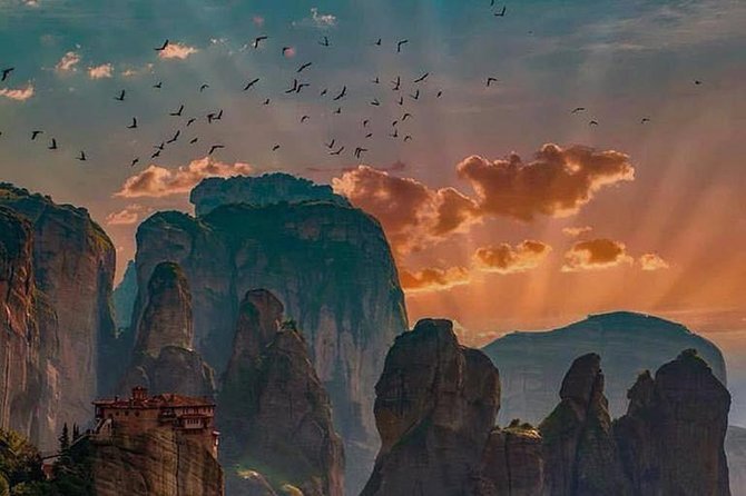 Meteora Monasteries Private Full Day Trip From Athens - Thermopylae in 15 minutes: small stop, big story