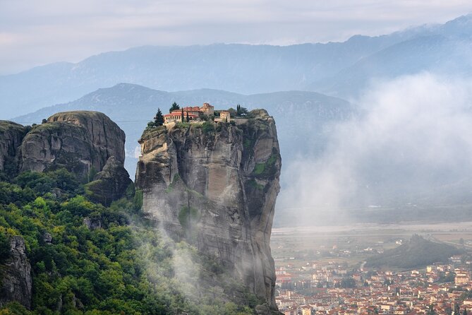 Meteora: Monasteries Tour with Lunch and Athens Transfer Option - Dress code and entrance fees: the two things people forget