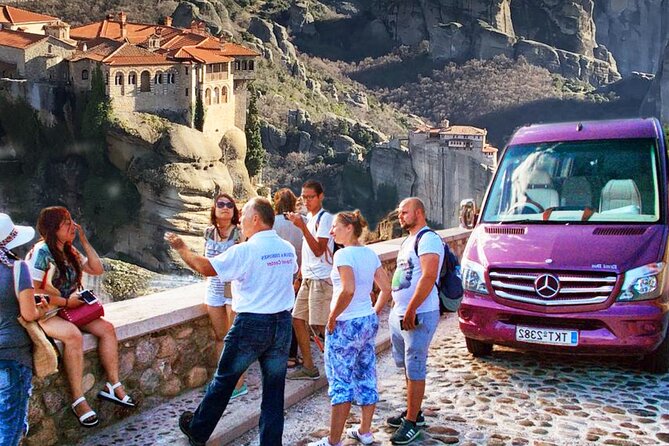 Meteora: Panoramic Morning Small Group Tour with Local Guide - Why Meteora looks different in the morning