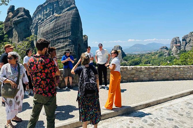 Meteora: Panoramic Morning Small Group Tour with Local Guide - Panoramic photo stops, plus the Hermit Caves