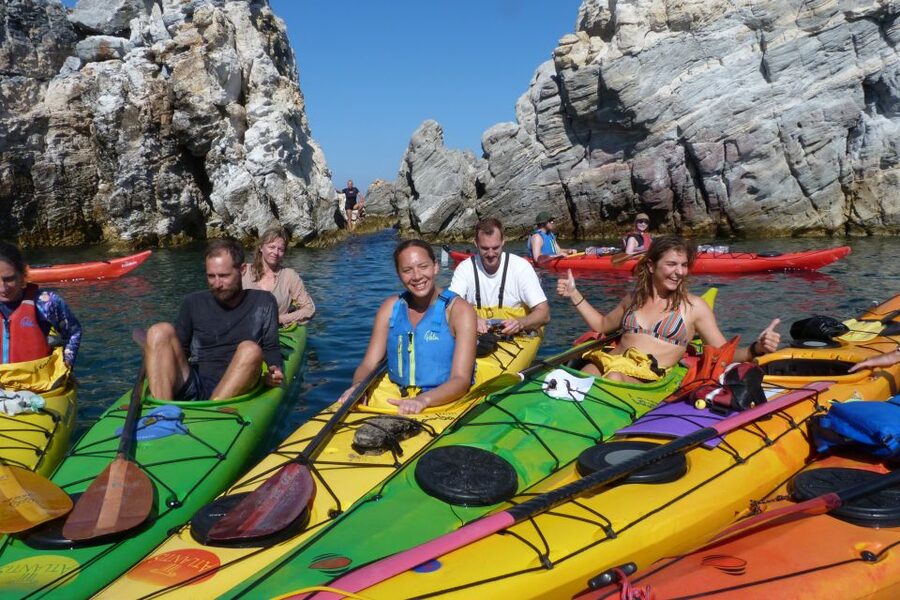Milos: Guided Kayaking Trip with Snorkelling & Lunch - Getting to the start in Adamas and Triovasalos without stress