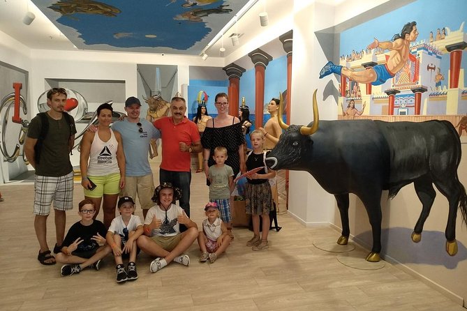 Minoans World 3D Museum & 9D Cinema - The 9D Cinema experience: short segments, big effects, mixed theme fit