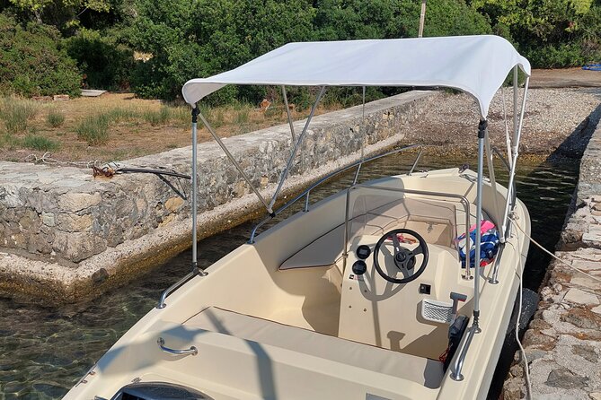 Motor Boat Hire in Corfu Italmar 17,Asso 5.10, Next 5m - Pickup, drop-off, and the small details near the port