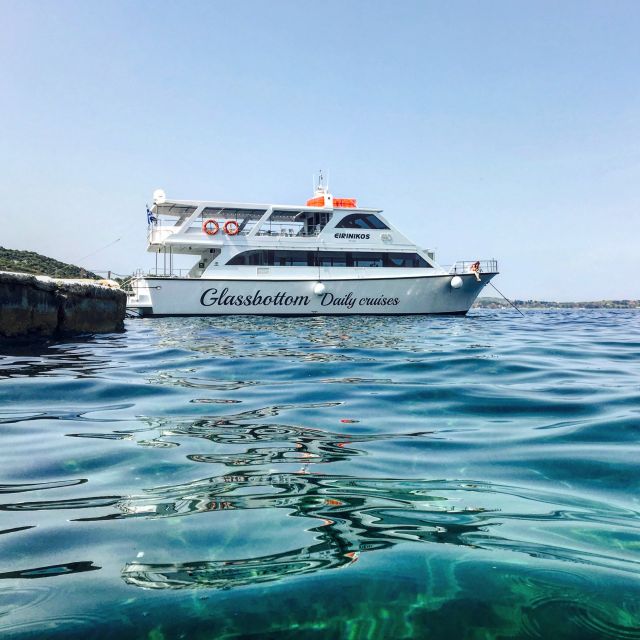 Mount Athos Glassbottom Cruise with Ammouliani Island visit - Drenia islets and the glass-bottom reef: two quick chances for photos