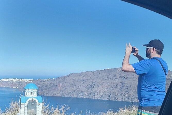 My Ultimate Half-Day Private Santorini Road Trip - Stop 2: Pyrgos village, Cycladic lanes and the feeling of stepping back in time