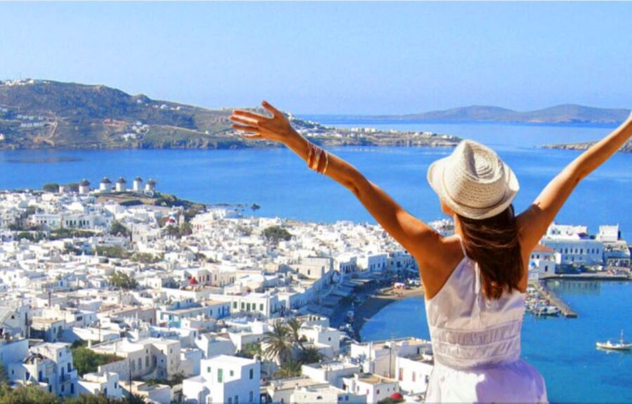 Mykonos: Guided Highlights Tour - Mykonos Town walk: the streets, the history, and the big landmarks