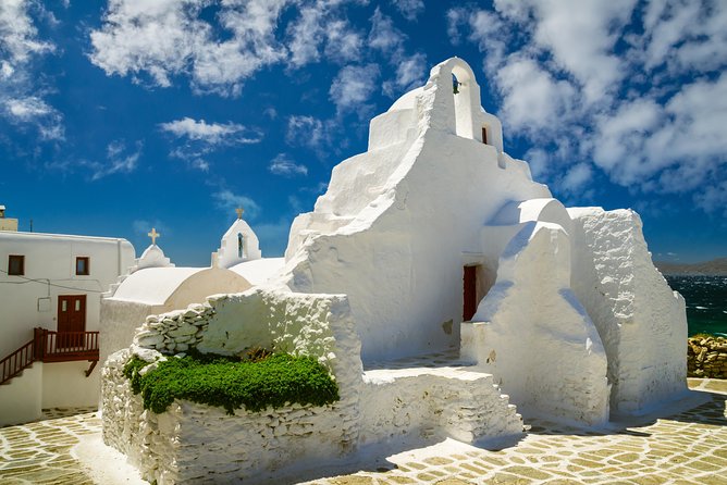 Mykonos Old Town Walking Tour - Quick Stop at the Archaeological Museum, and What You Pay For