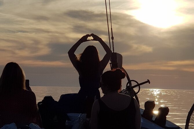 Mykonos Sunset Cruise with Drinks - Little Venice by boat: what you actually get in the 30 minutes