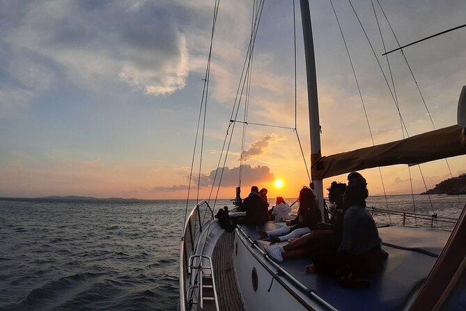 Mykonos: Sunset Cruise with Drinks - Meeting Mykonos New Port, then finding your boat