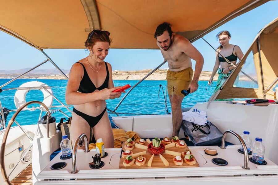 Naxos/ Paros: Sailing Cruise with Food and Drinks - Picking Day vs Sunset: Two Very Different Moods
