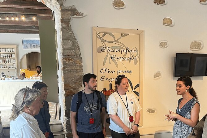 Naxos Private / Semi Private E-Bike Guided Tour Aegean Lush - Stop 4: Eggares tavern feast, farm cheese and wine at lunch