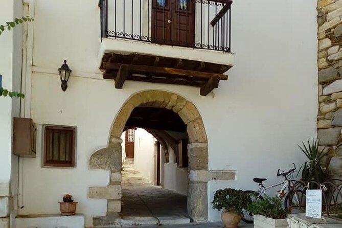 Naxos Sunset City Walk - Price and value: what $35.95 buys you in real terms