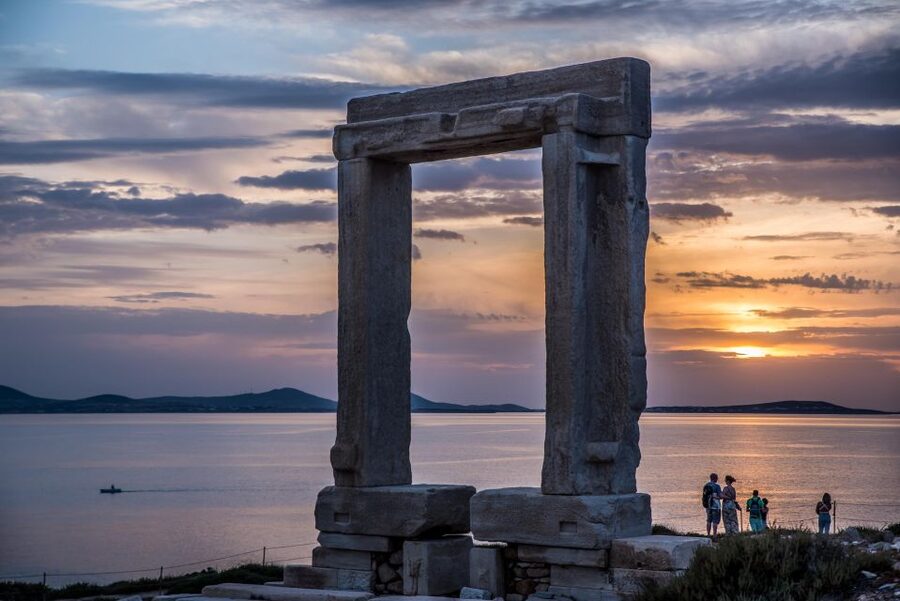 Naxos: Wine and Mythology Sunset Tour - Portara sunset: getting your photos when the light turns