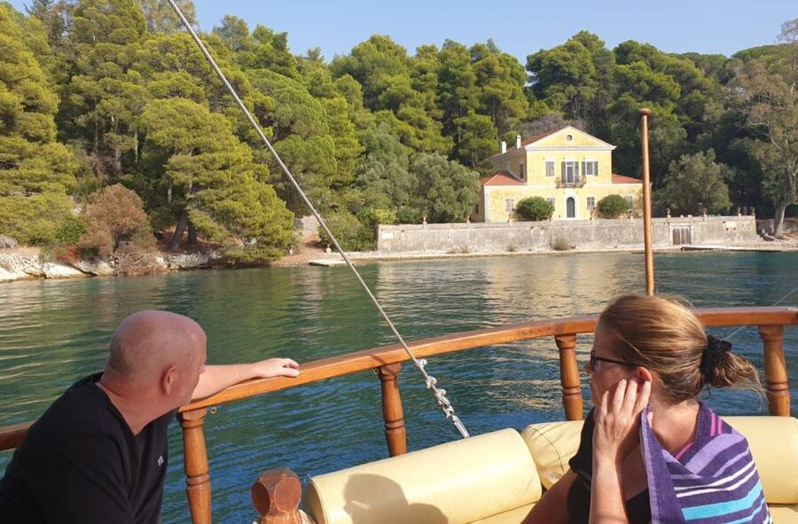 Nydri: Island-hopping Boat Cruise with Lunch and Drinks - Key Things to Know Before You Go