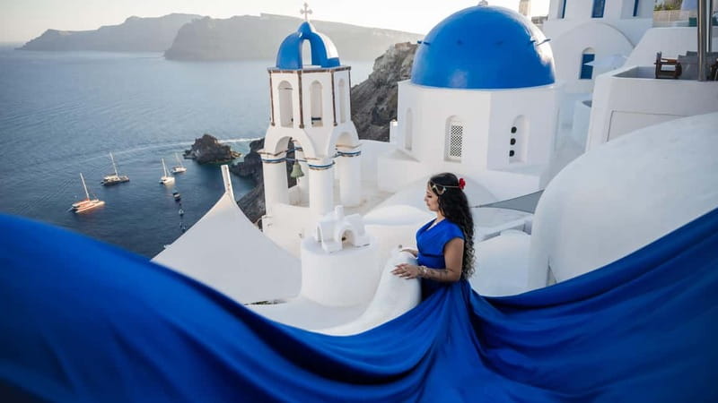 Oía: Santorini Professional Photoshoot with Edited Photos - Church Square Start: Easy to Find, Easy to Reset