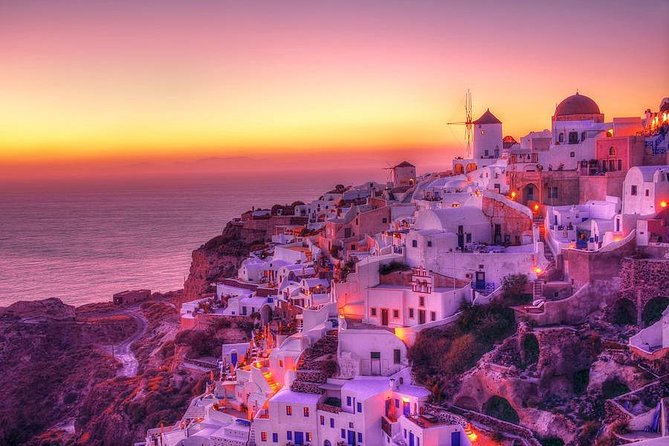 Oia Sunset Roundtrip Transfers - Oia Main Street: what you can do with your free time