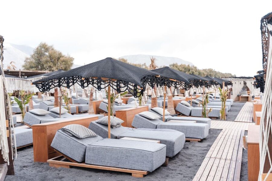Perivolos Beach: Sun-Bed Experience FortyOne Bar Restaurant - Key things that matter before you book