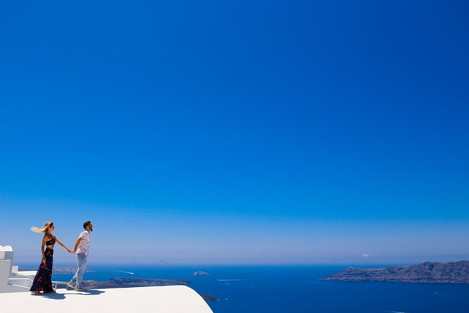 Personal Travel and Vacation Photographer Tour in Santorini - Price and value: why $311.94 per group can make sense