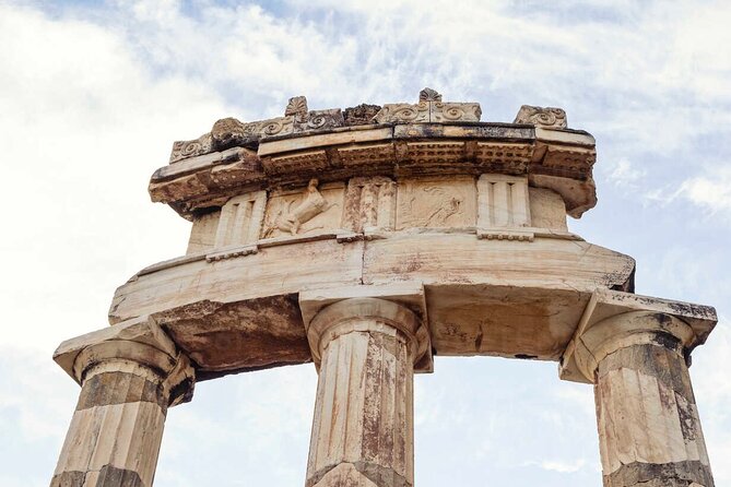 Premium Delphi Day Trip with an Expert Guide, Museum & Lunch - Delphi Museum: The Art That Turns Ruins Into Meaning